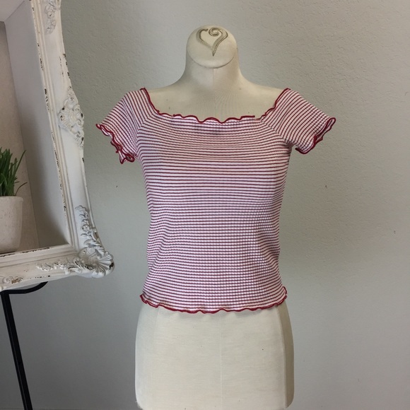 Zara Tops - Zara red & white off the shoulder smocked crop top